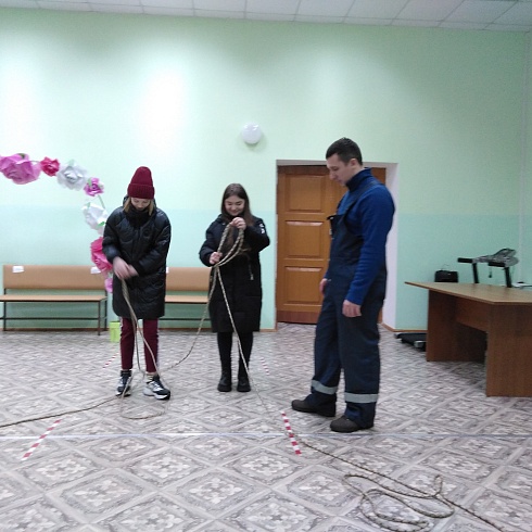 Спасатели РОССОЮЗСПАС Владимирской области провели первые в этом году занятия со школьниками