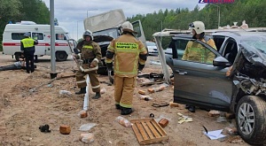 Спасатели Марий Эл участвовали в ликвидации последствий ДТП
