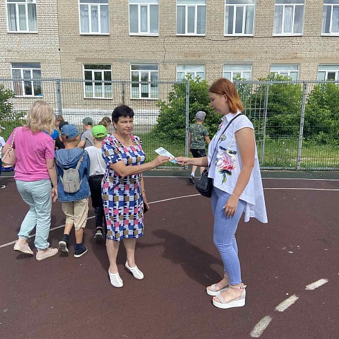 Спасатели РОССОЮЗСПАС Владимирской области провели занятия по безопасности с летнем лагере Малыгинской школы в Ковровском районе.