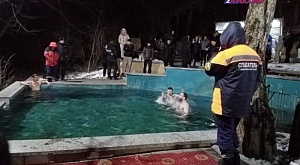 В православный праздник Крещения Господня для обеспечения безопасности православных в зоне проведения крещенских купаний заступило три экипажа