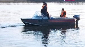 Спасатели Марий Эл обнаружили тело утонувшего мужчины и транспортировали его на берег