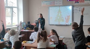 27 декабря спасатели общественники Шпаковского ПСО посетили школу №3 города Михайловска и школу №8 села Сенгелеевское