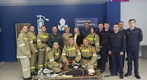 18 марта сотрудники ГУ " ППСЦ" приняли участие в проведении показательных занятий с студентами Колледжа транспортных технологий обучающихся на отделениях Пожарная безопасность и Защита в ЧС