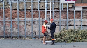Спасатели АСФ города Барнаула в течение дежурных суток 26 августа дважды проводили эвакуацию пострадавших.