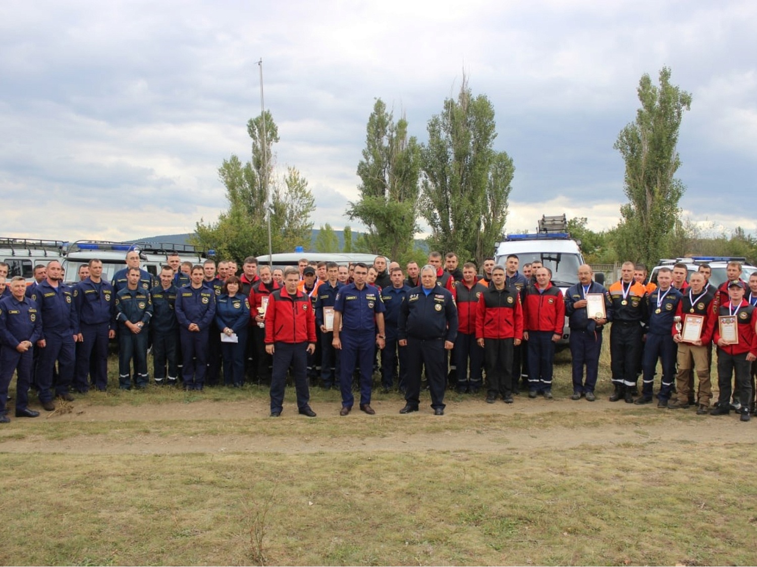 Братство спасателей поздравляет МЧС Республики Крым с 10-летием со дня образования!