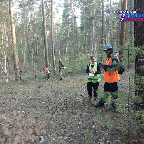 В селе Павловск Алтайского края 6 и 7 мая прошли учения добровольных и профессиональных спасателей по поиску потерявшихся людей