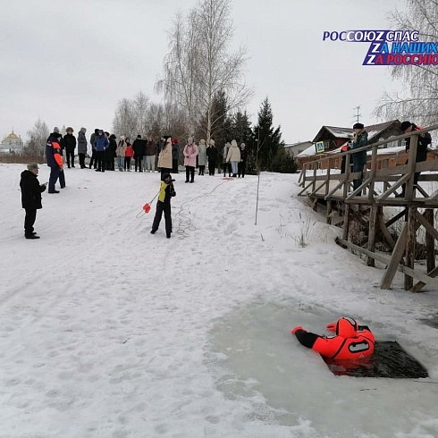 В городе Суздале проведен открытый урок по правилам безопасного поведения на воде в зимний период