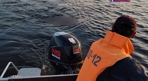 Спасатели Марий Эл транспортировали тело мужчины на берег