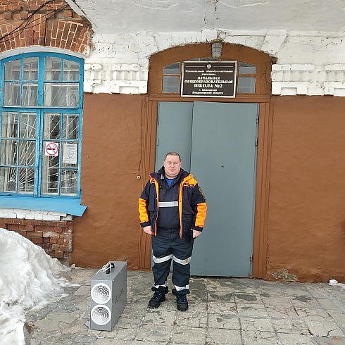 Спасатели РОССОЮЗСПАСа провели озонацию образовательных учреждений в г. Камешково и г. Гусь-Хрустальный. 