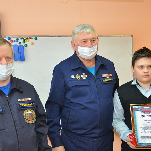 В Мордовии медалями РОССОЮЗСПАСа награждены участников мобильного отряда "Школа безопасности"