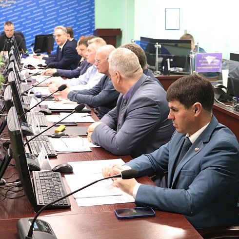 На комиссии по чрезвычайным ситуациям ГУ МЧС губернатору Владимирской области рекомендовали повысить режим противопожарной опасности